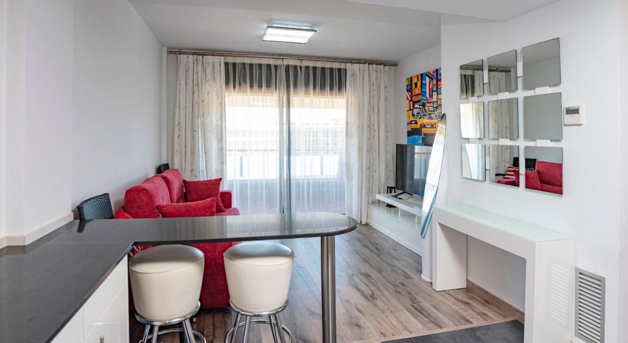 Appartamento Parrot'S House Fenals Lloret de Mar Esterno foto